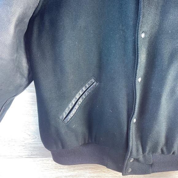 Vintage 90s Black 100% Leather & Wool Letterman Jacket Made in USA Mens XL Long - Picture 8 of 16
